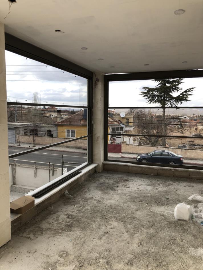 Giyotin Cam Sistemi 6