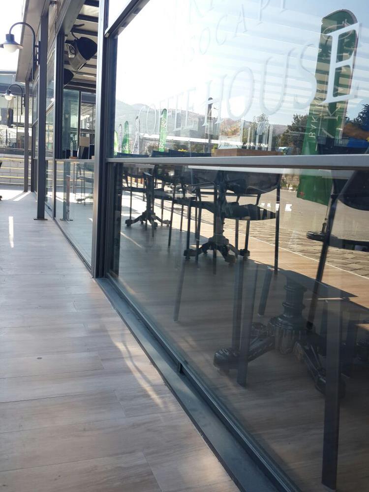 Giyotin Cam Sistemi 7